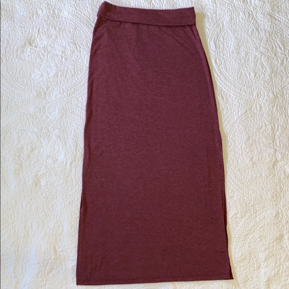 Rue 21 Burgundy Maxi Skirt | Small